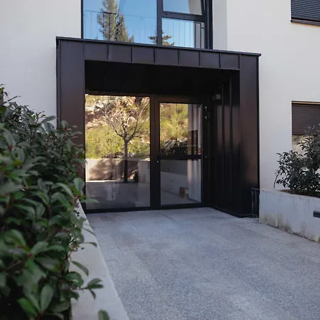 Apartman Lejletul